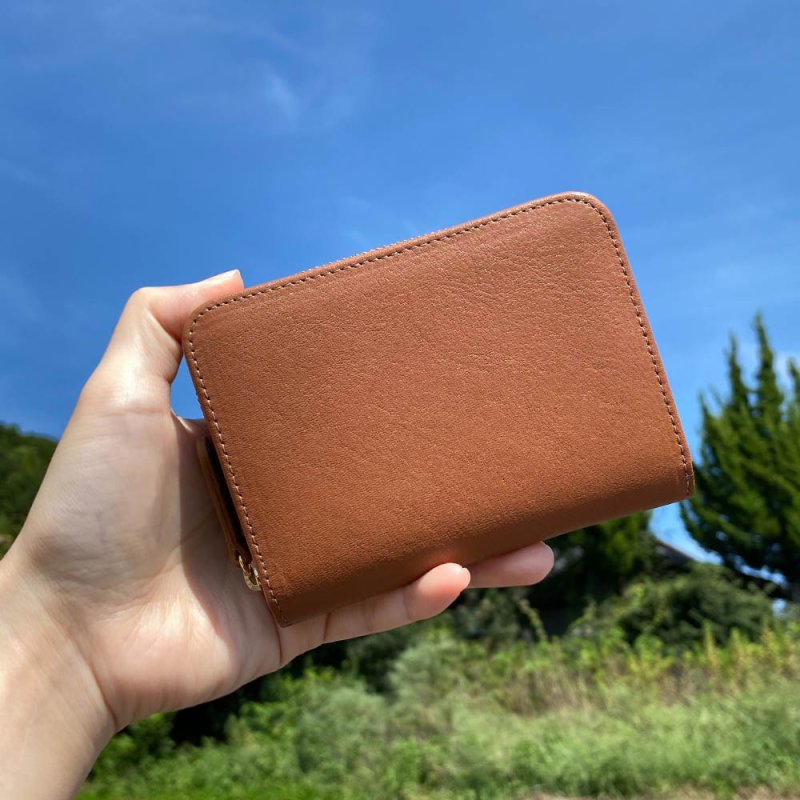 画像10: オリーブレザー ラウンドファスナー短財布 (10)