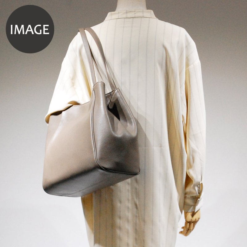 画像10: オリーブレザー フォルムチェンジA4トート (10)