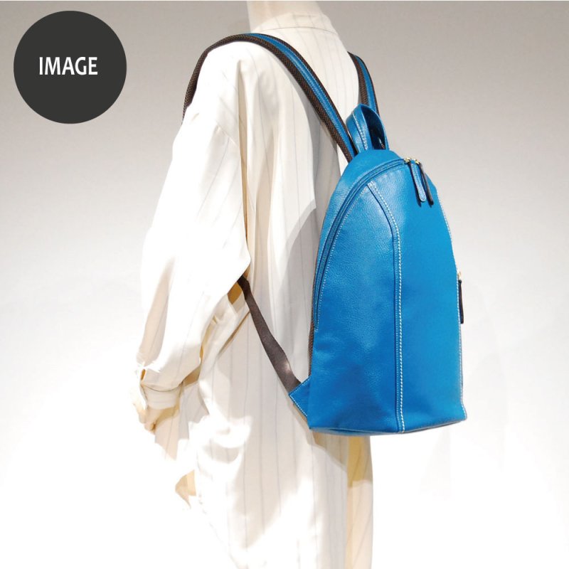 画像16: 傷が目立たないエンボスシュリンクの 軽量ラウンドリュック (16)