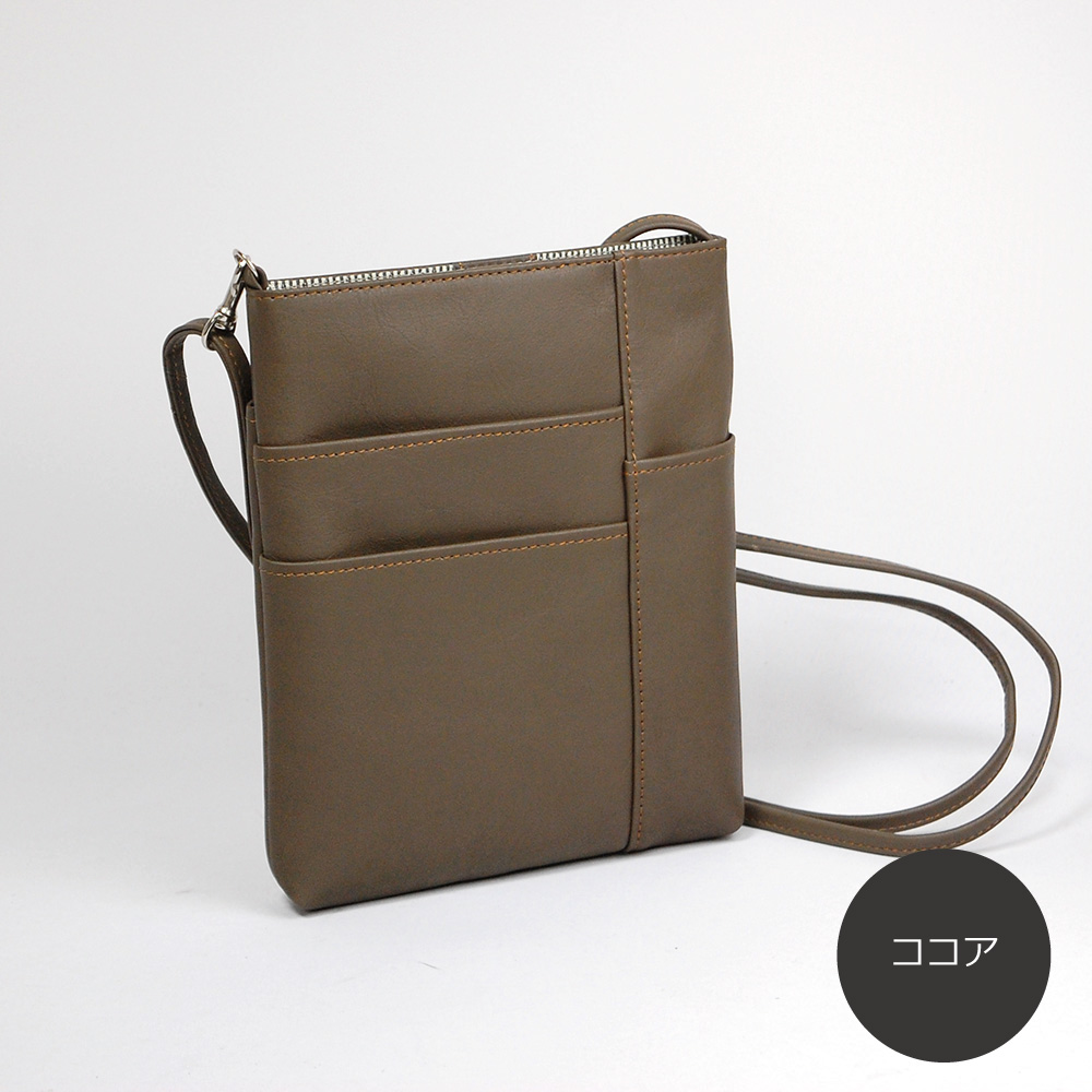 有村架純さん 谷村美月さん 麻丘めぐみさんなどメディア利用で人気のポシェット